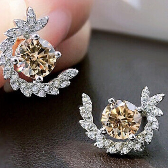 NWT sparkling sterling silver diamond earrings - Picture 5 of 7